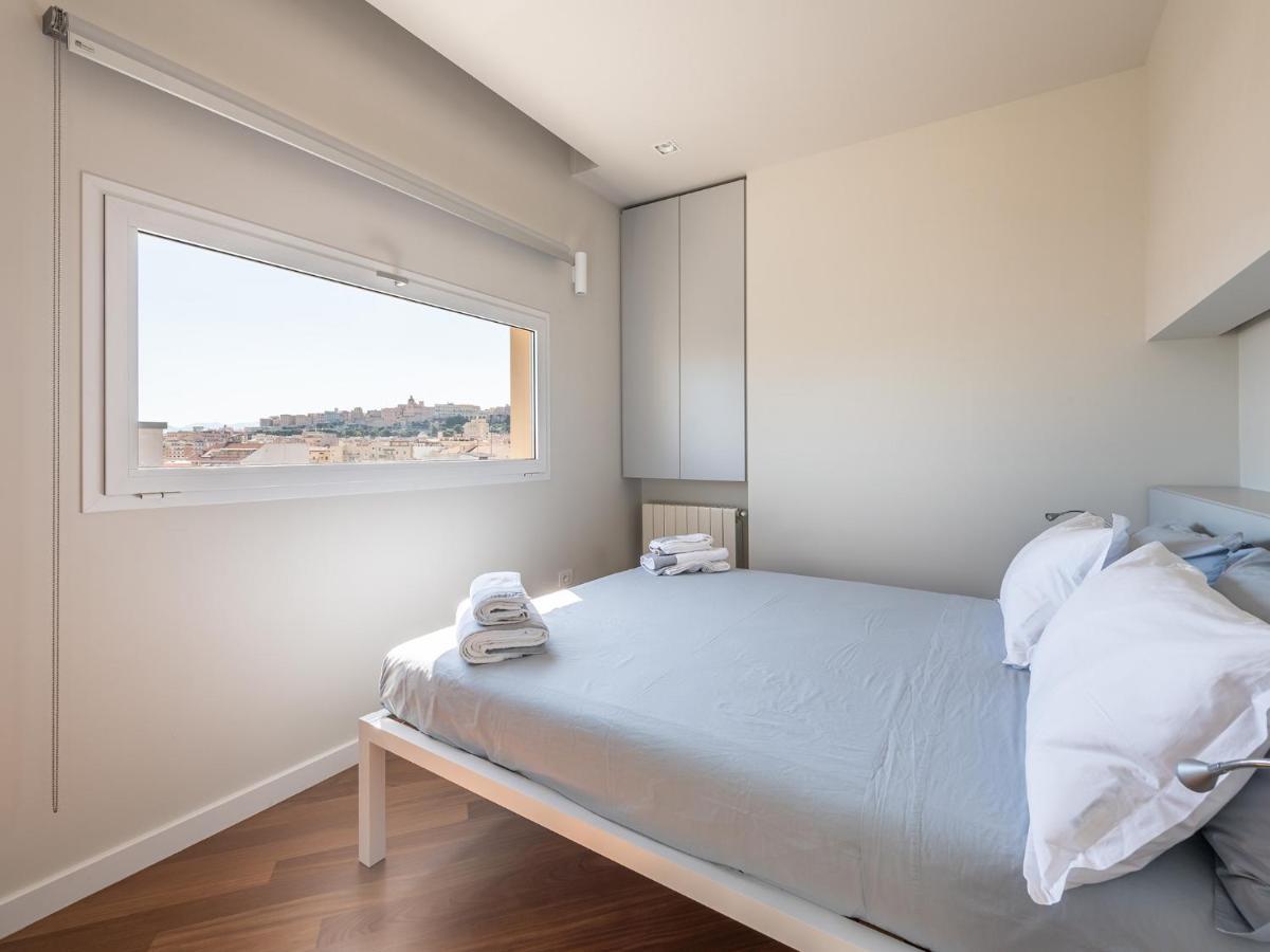 Penthouse Center Apartment Cagliari Exterior foto